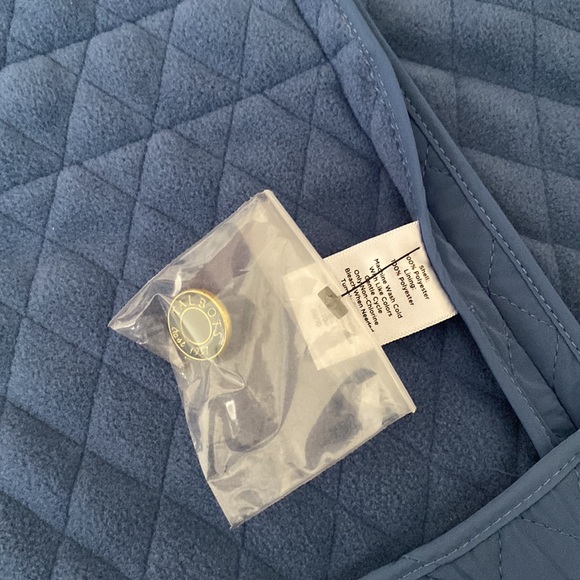 Talbots Quilted Women’s Blue Vest Size Petite - Picture 2 of 3